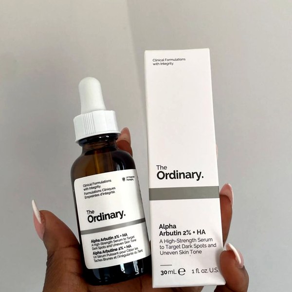 Alpha Arbutin 2% + HA